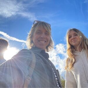 Meet your Posher, Max